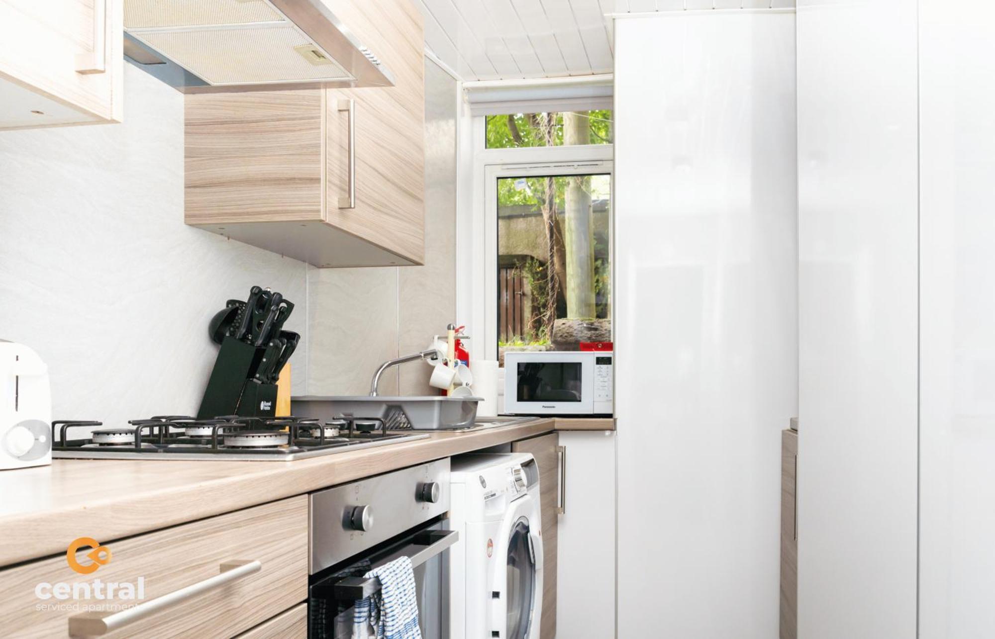 Central Serviced Apartments - 2 Bedroom - Ground Floor - Monthly & Weekly Bookings Welcome - Free Street Parking - 2 Double Beds - Wifi - Smart Tvs In Rooms - Fully Equipped - Heating 24-7 - Contractor & Short Stay Favourite Данди Экстерьер фото